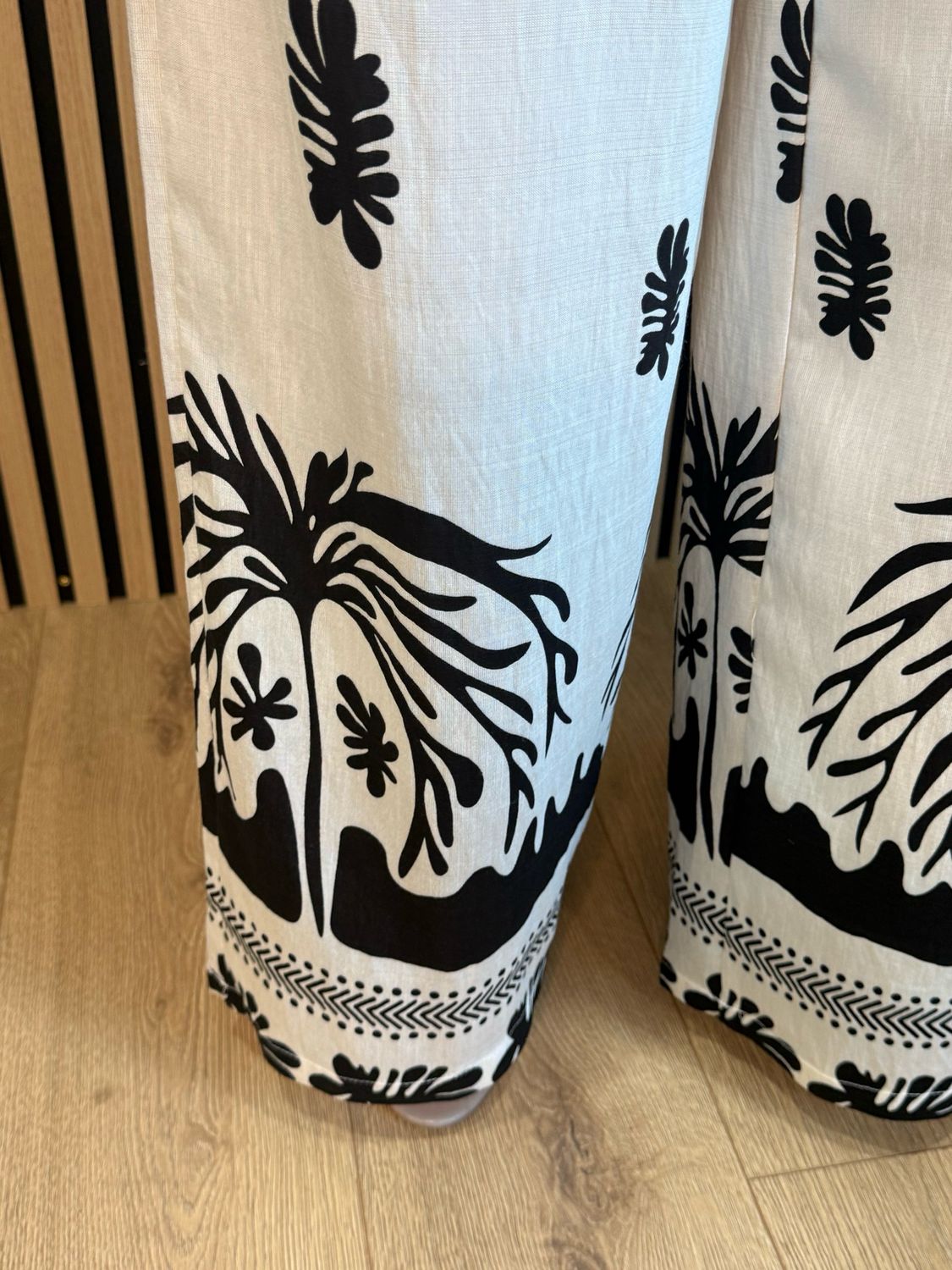 Monochrome Botanical Trouser Suit - Black/White