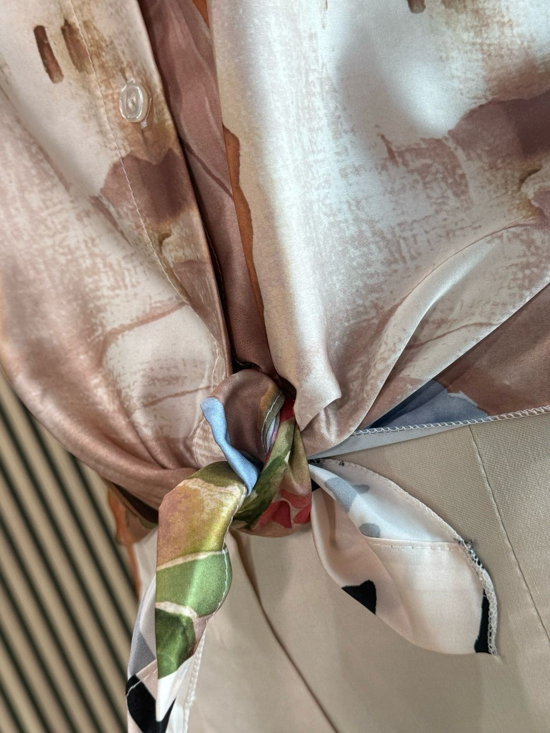 Abstract Print Tie-Front Top - Cream