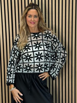 Floral Crochet Top - Black/White