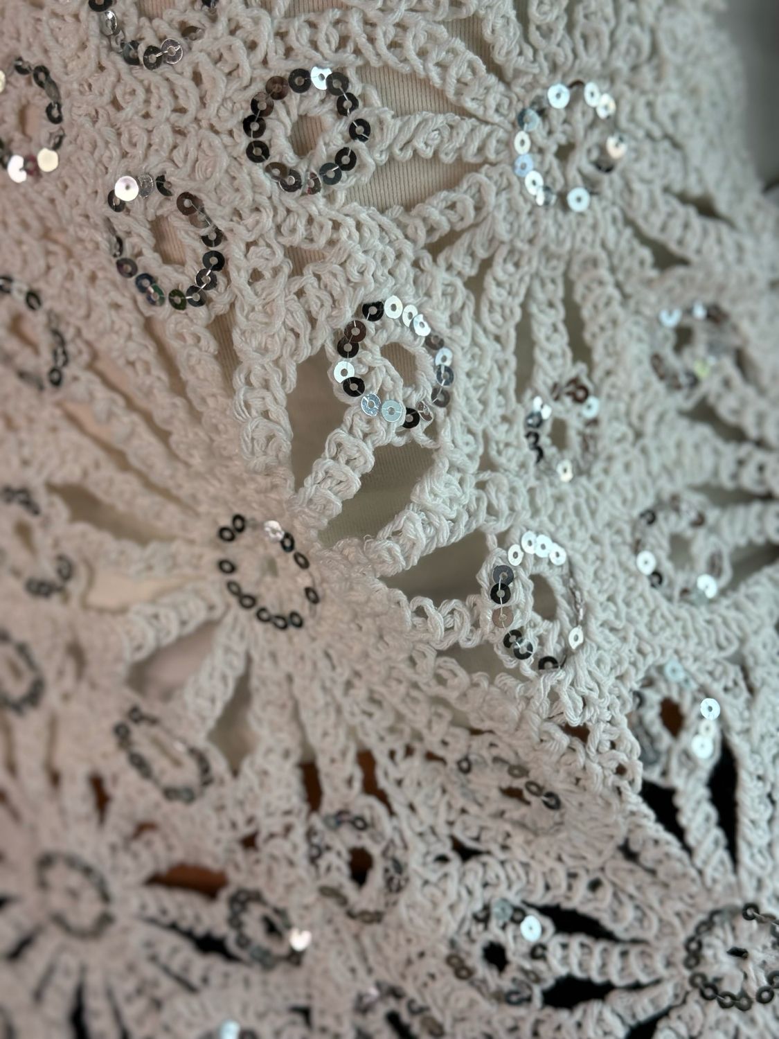 Sequin Crochet Floral Top - White