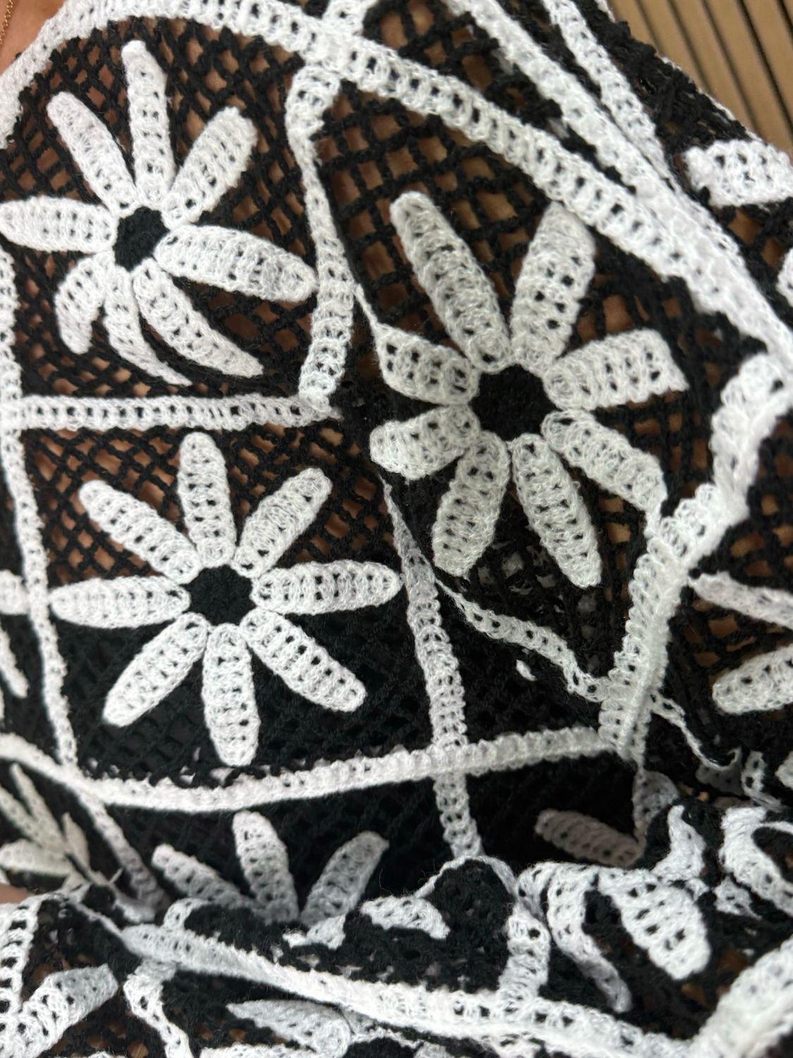 Floral Crochet Top - White/Black