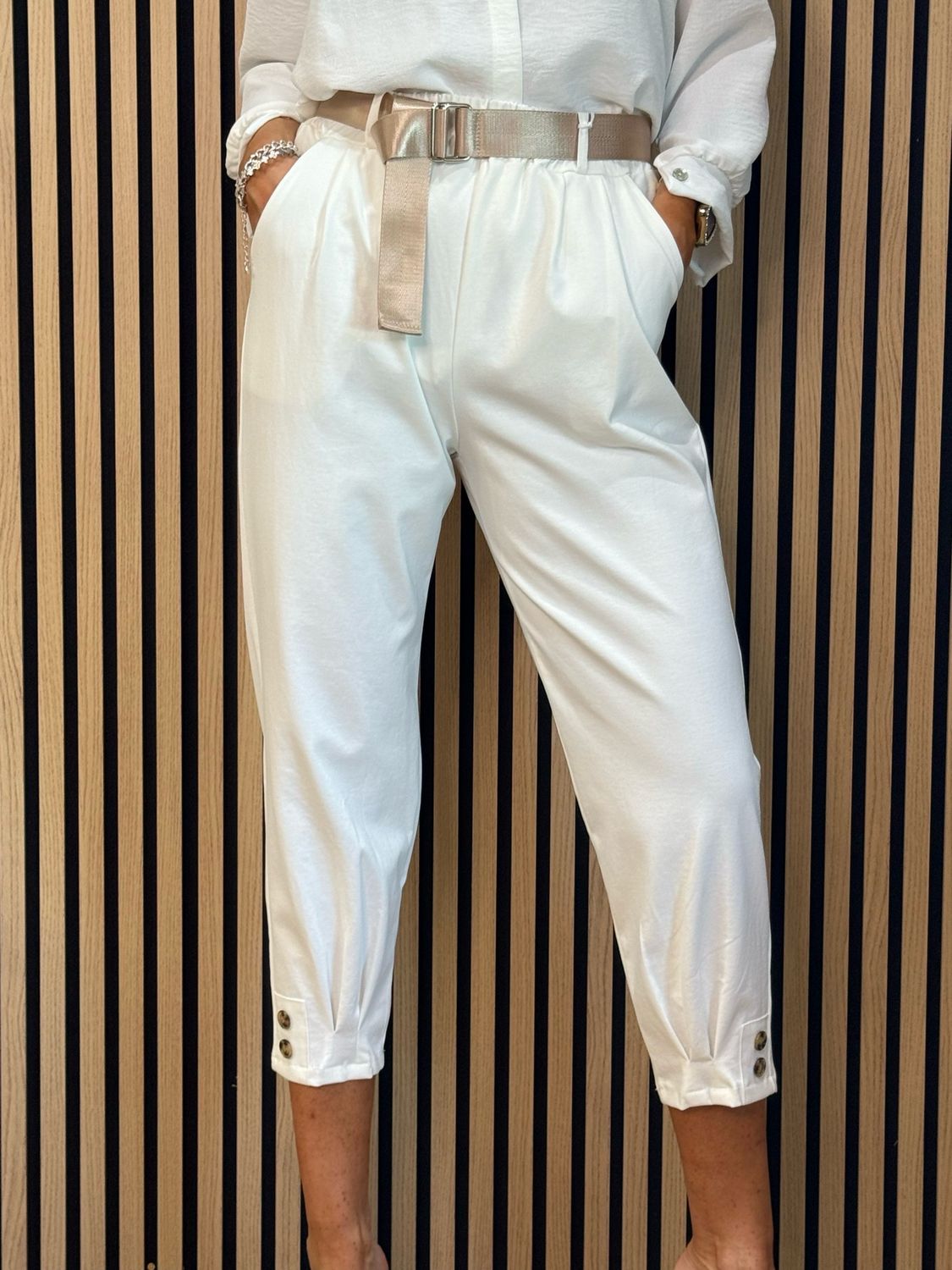 Tailored Cropped Trousers - White