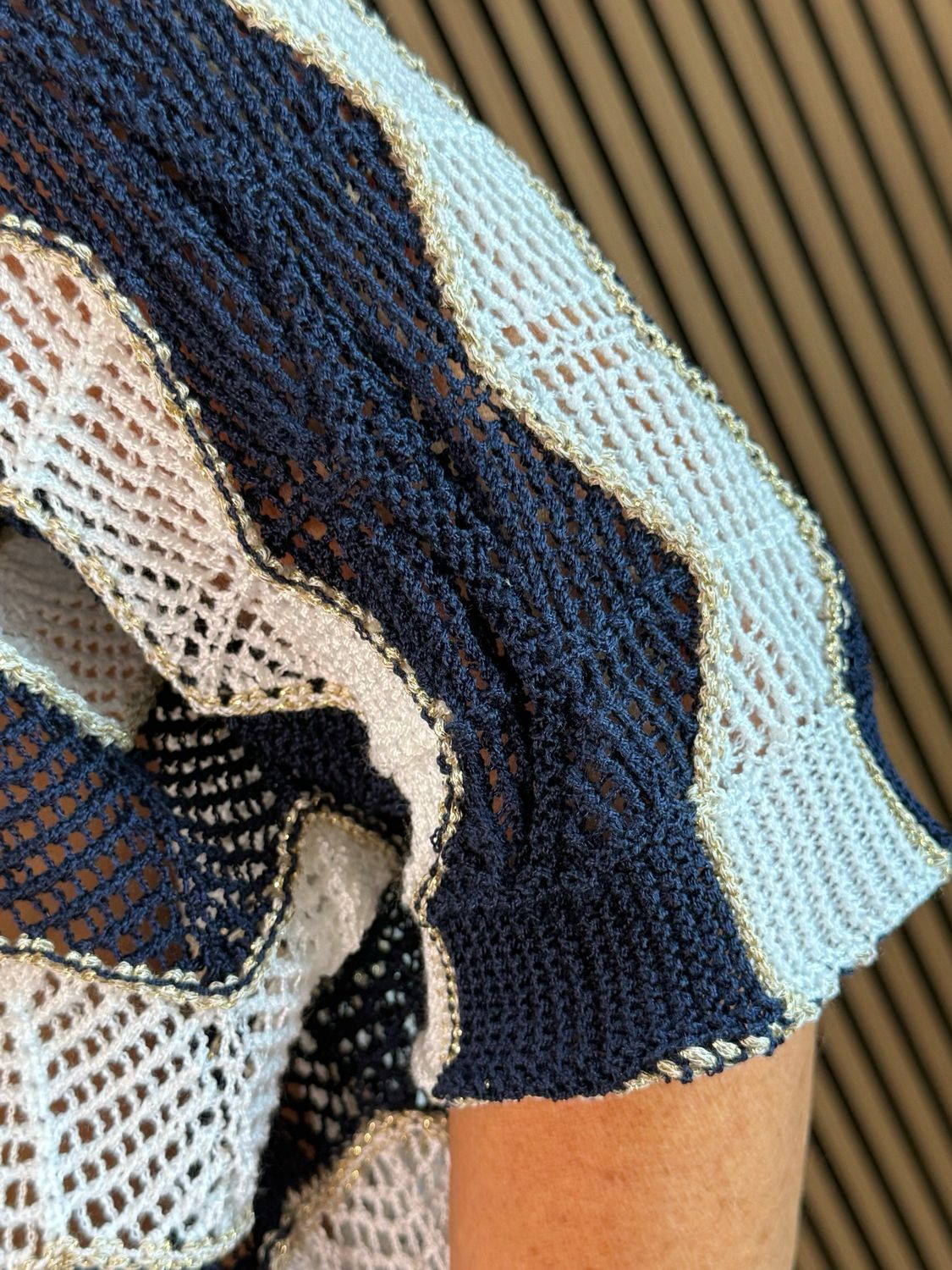 Chevron Knit Jumper - Navy/White