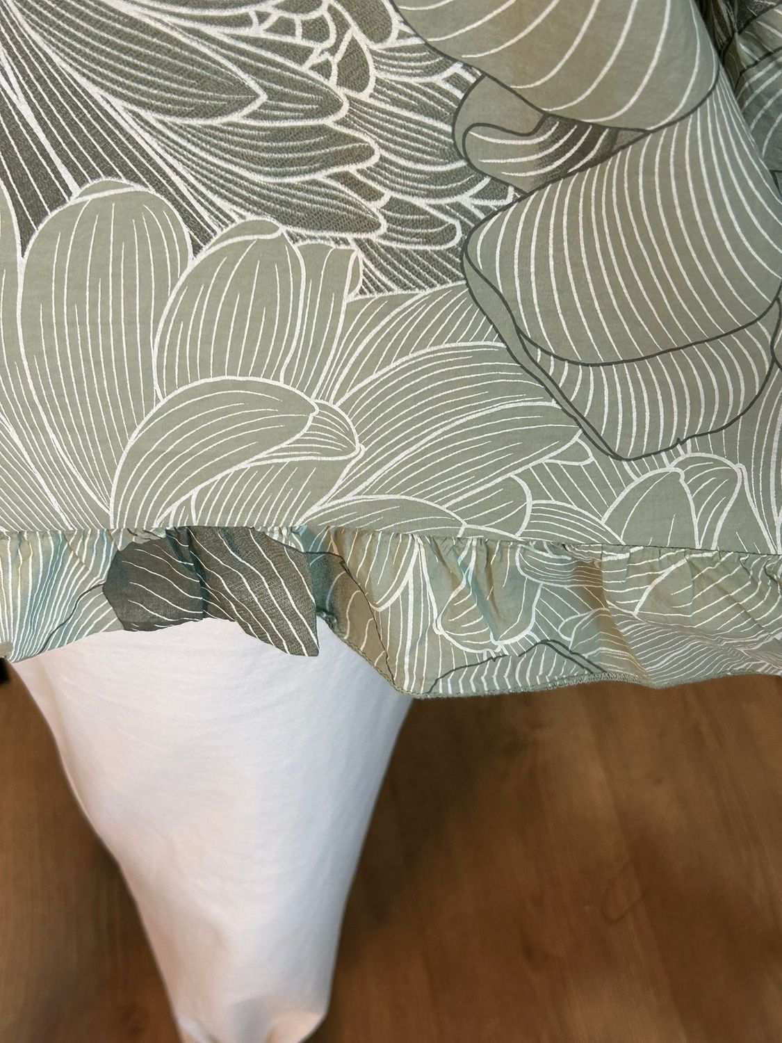 Floral Frill Sleeve Top - Khaki