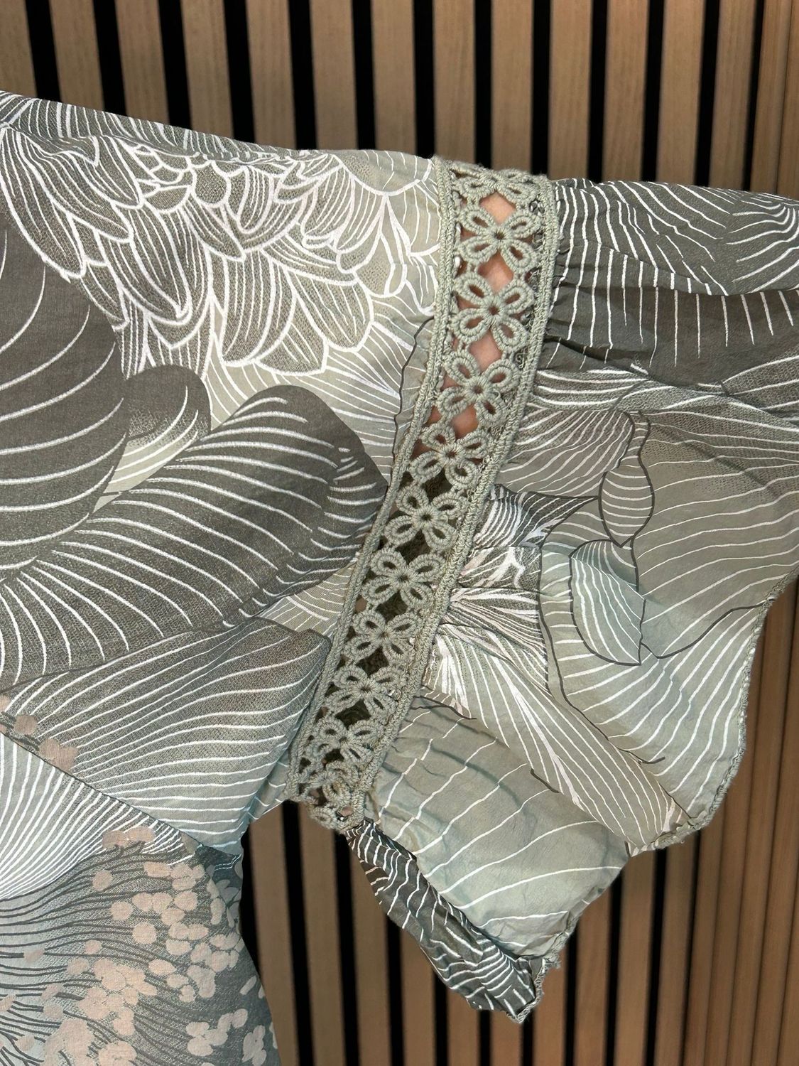 Floral Frill Sleeve Top - Khaki