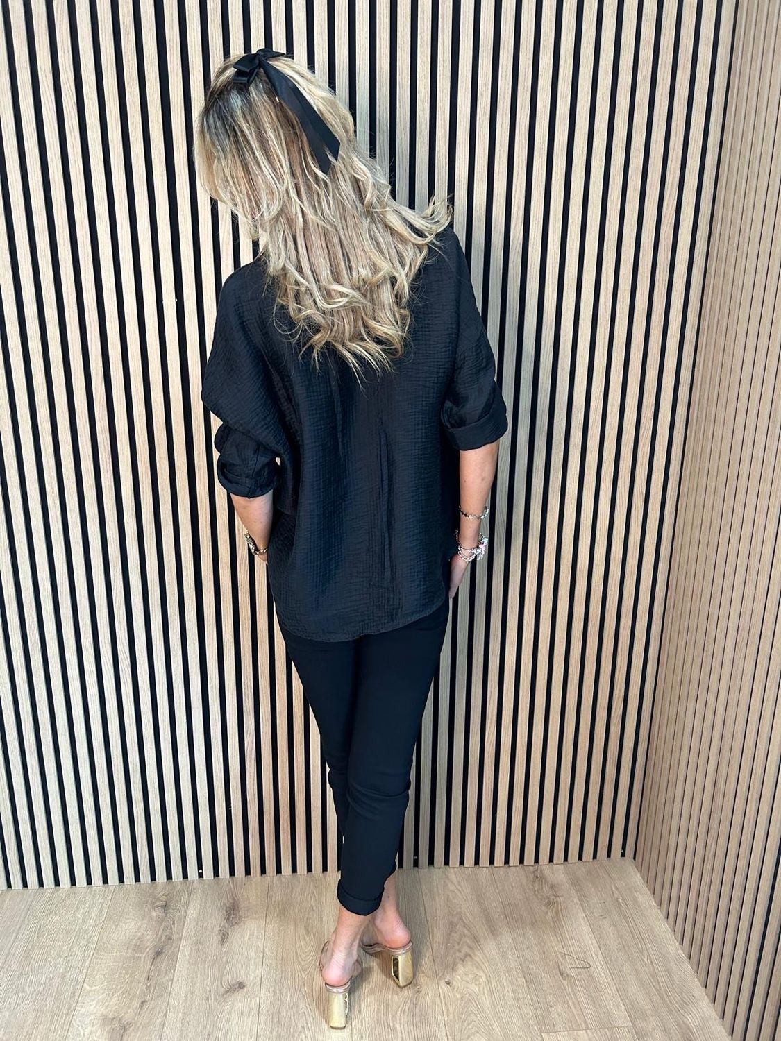 Lightweight Button Detail Shirt - Black