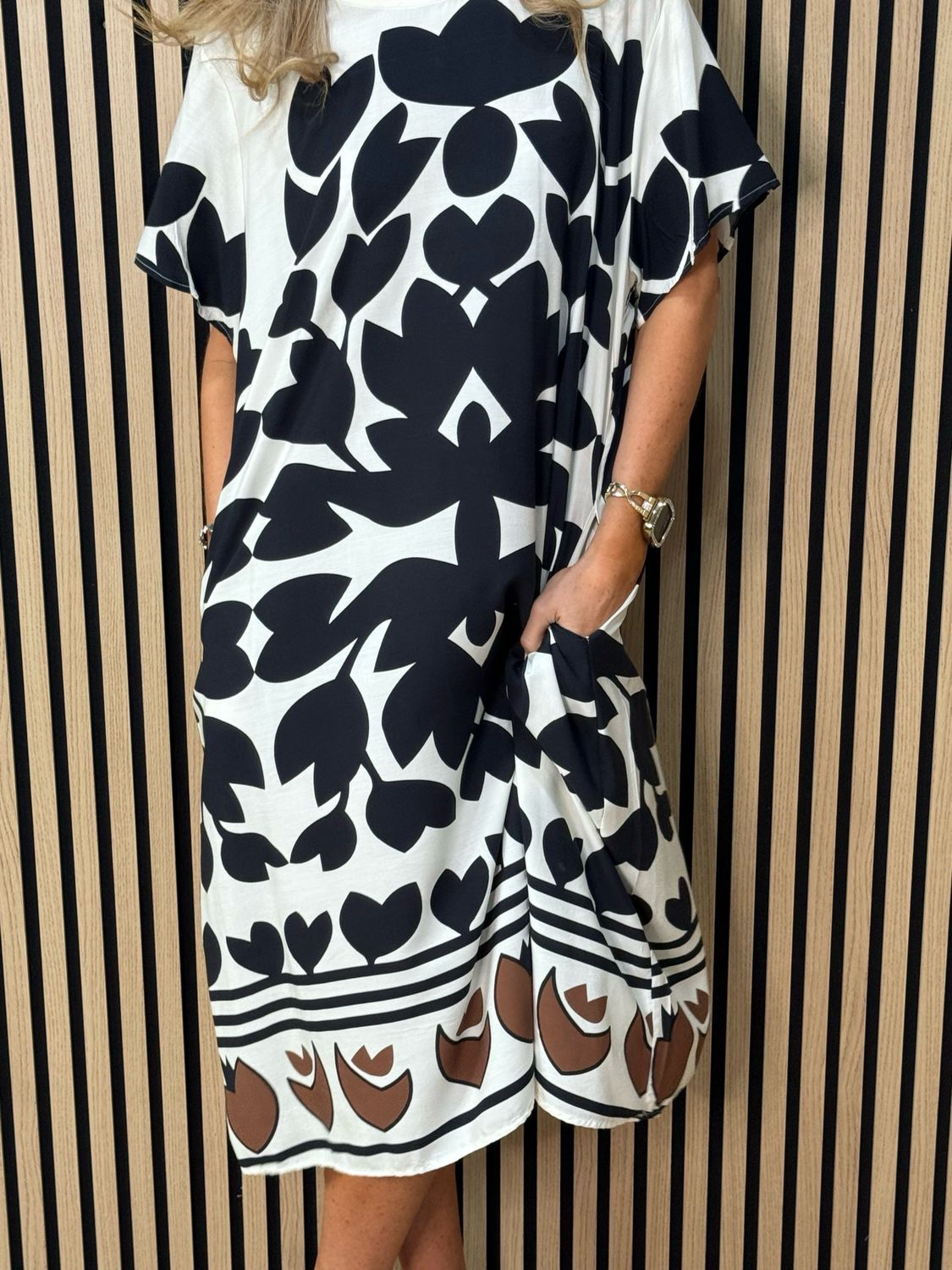 Bold Floral Print Midi Dress - Cream/Black