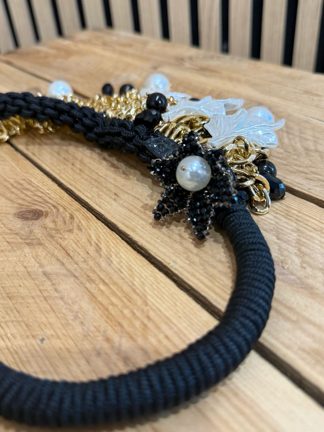 Charm Necklace - Black/Gold