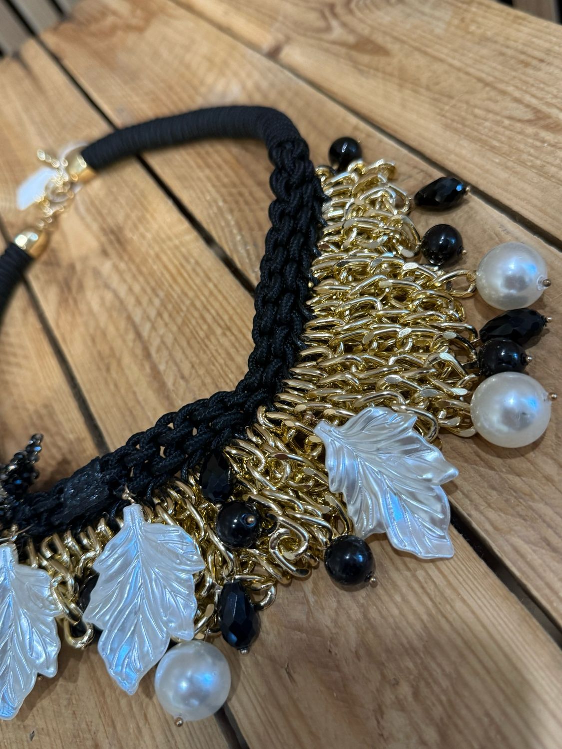 Charm Necklace - Black/Gold