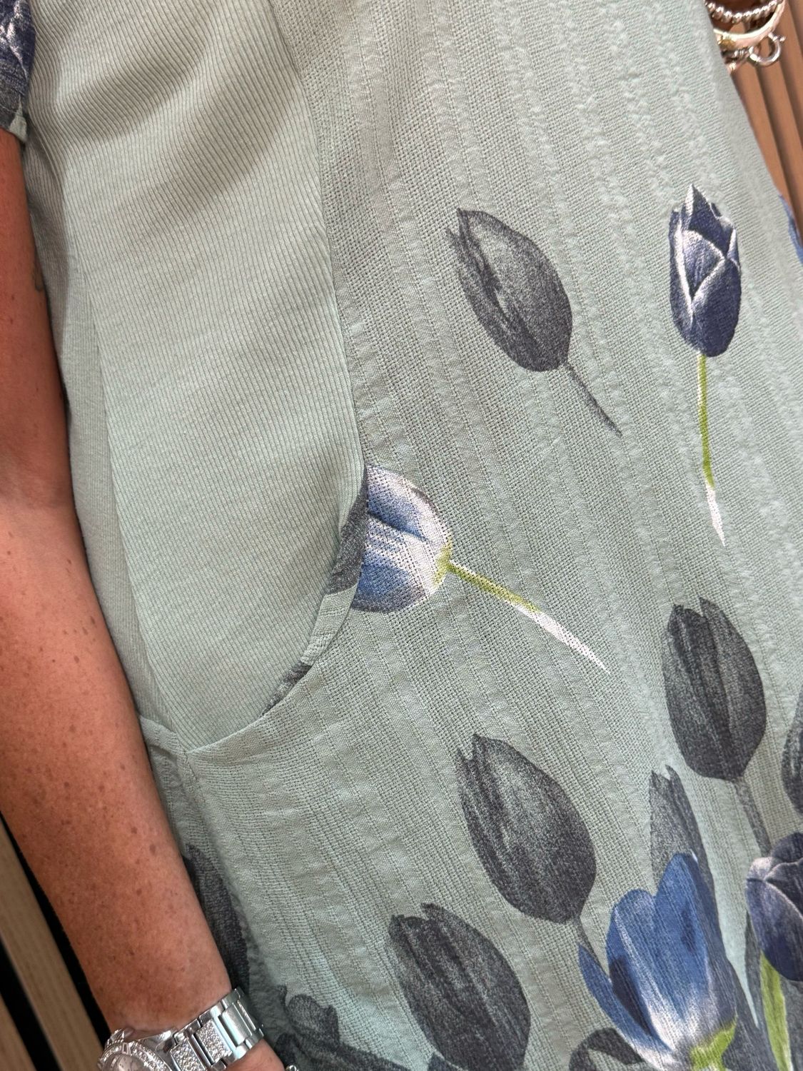 Tulip Print Stretch Dress - Khaki