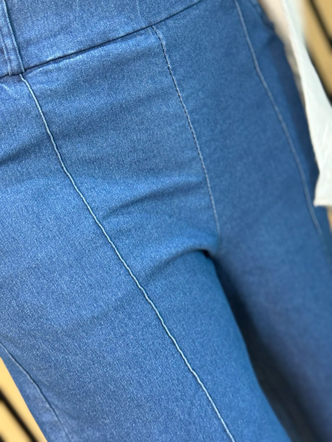 Wide Leg Stretch Jeans - Light Denim