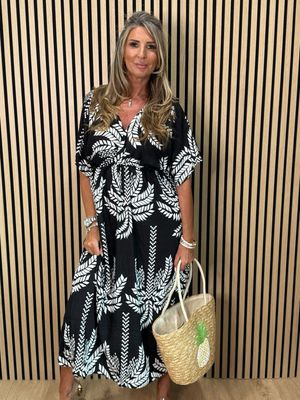 Floaty Midi Dress - Black/White