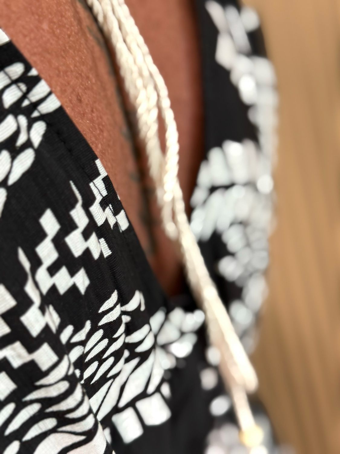 Floaty Midi Dress - Black/White