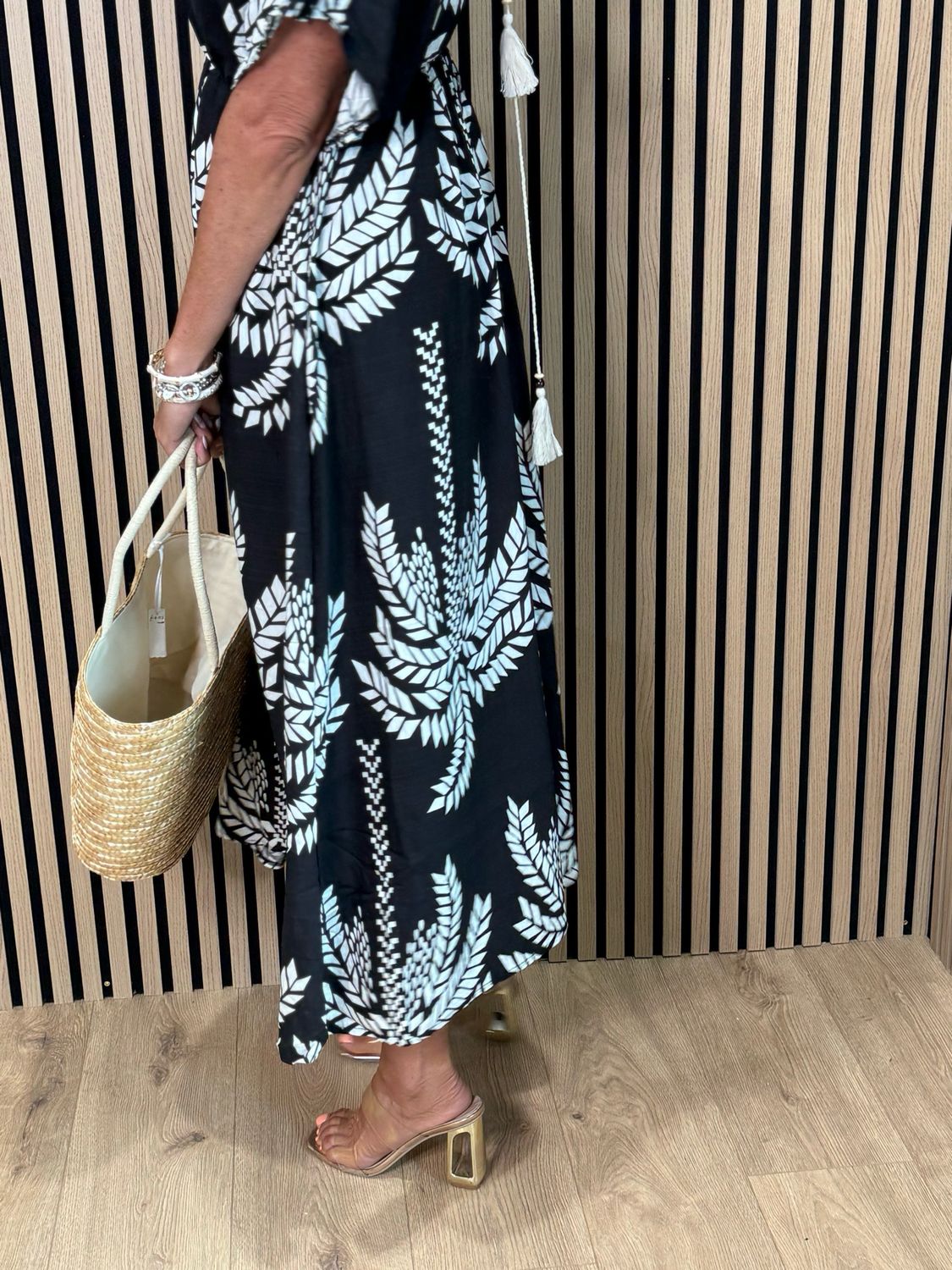 Floaty Midi Dress - Black/White