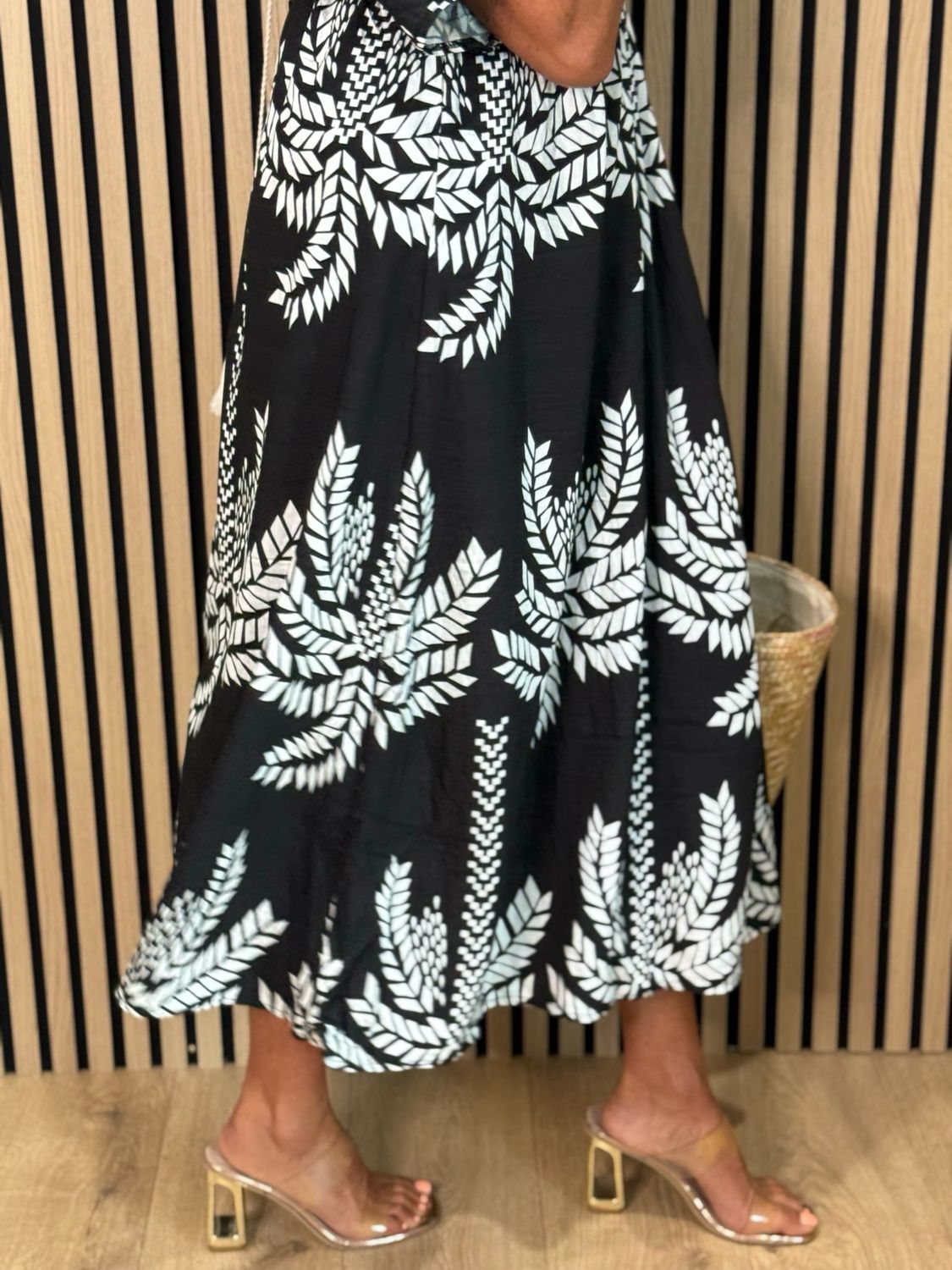 Floaty Midi Dress - Black/White