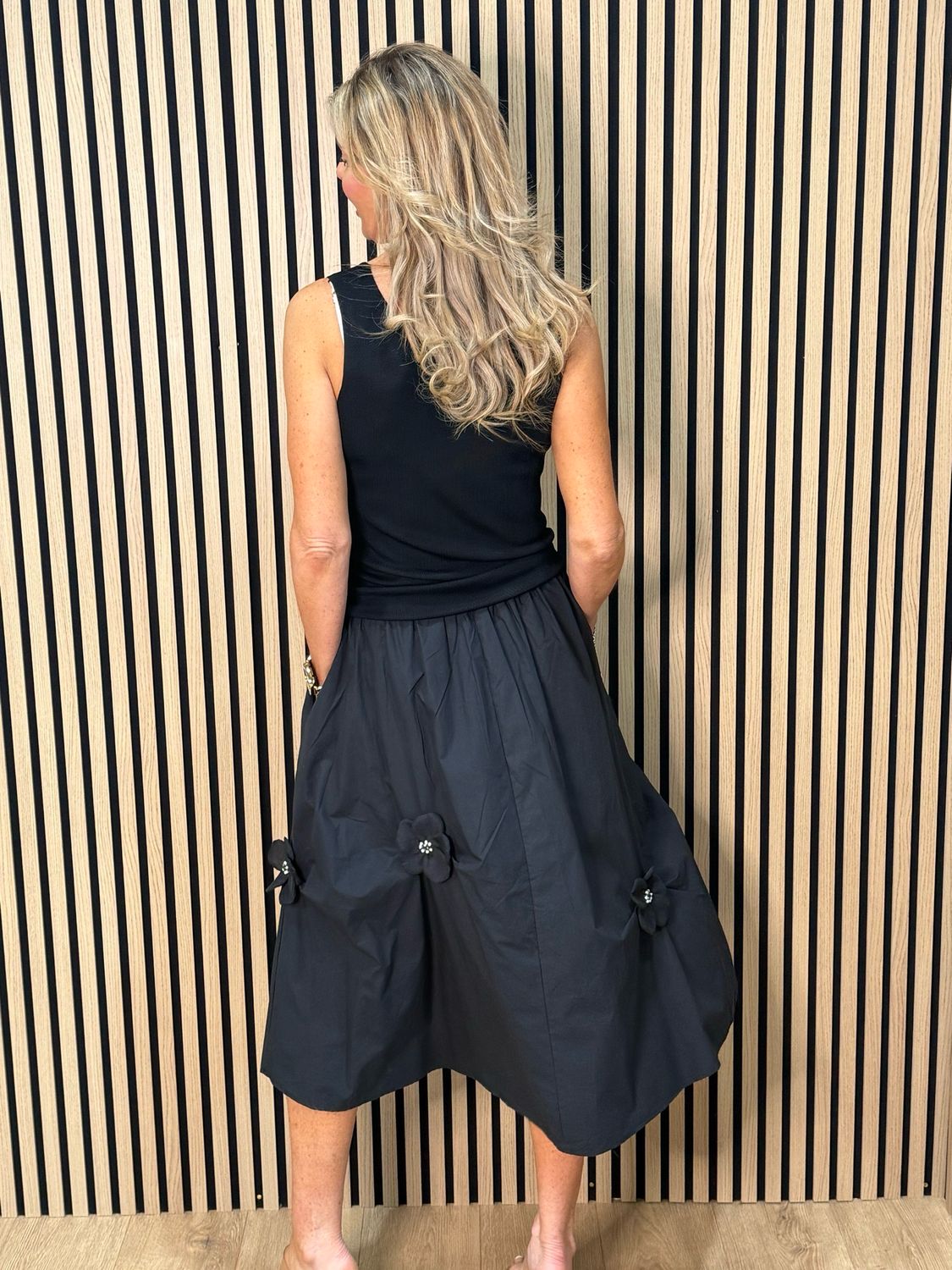 Floral Detail Cotton Midi Skirt - Black