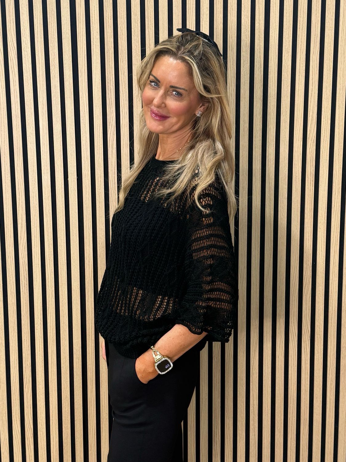 Lightweight Open Knit Jumper - Black