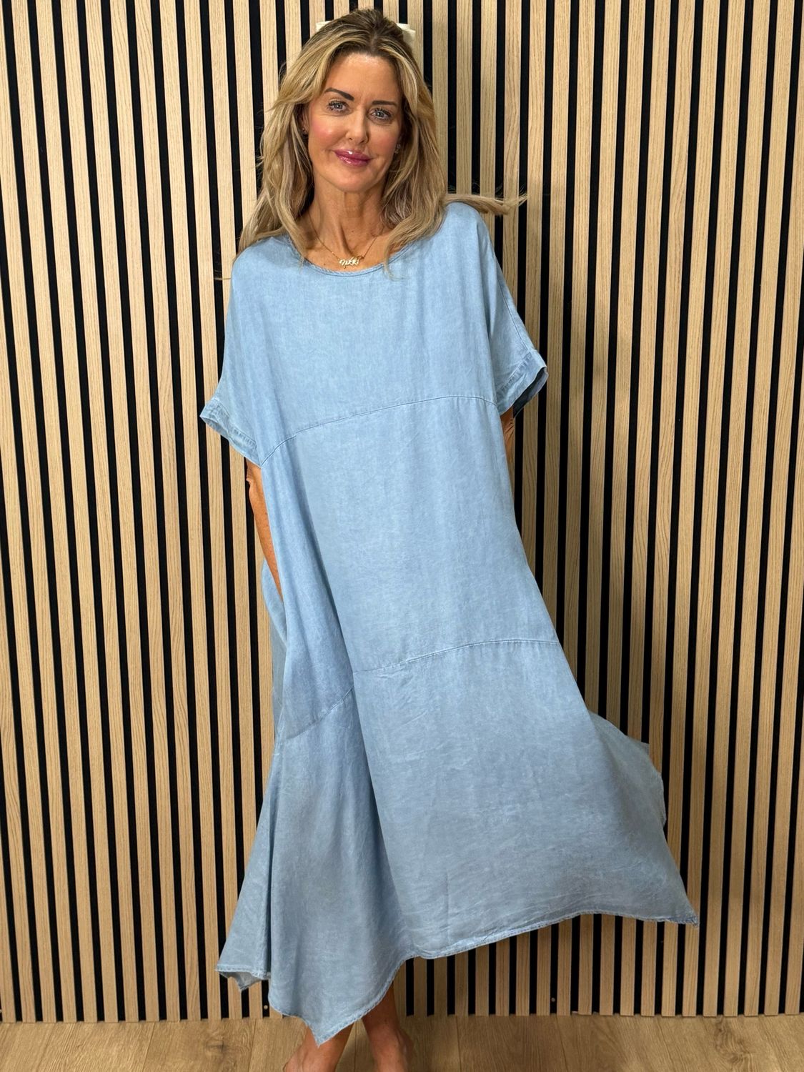 Oversized Denim Midi Dress - Light denim