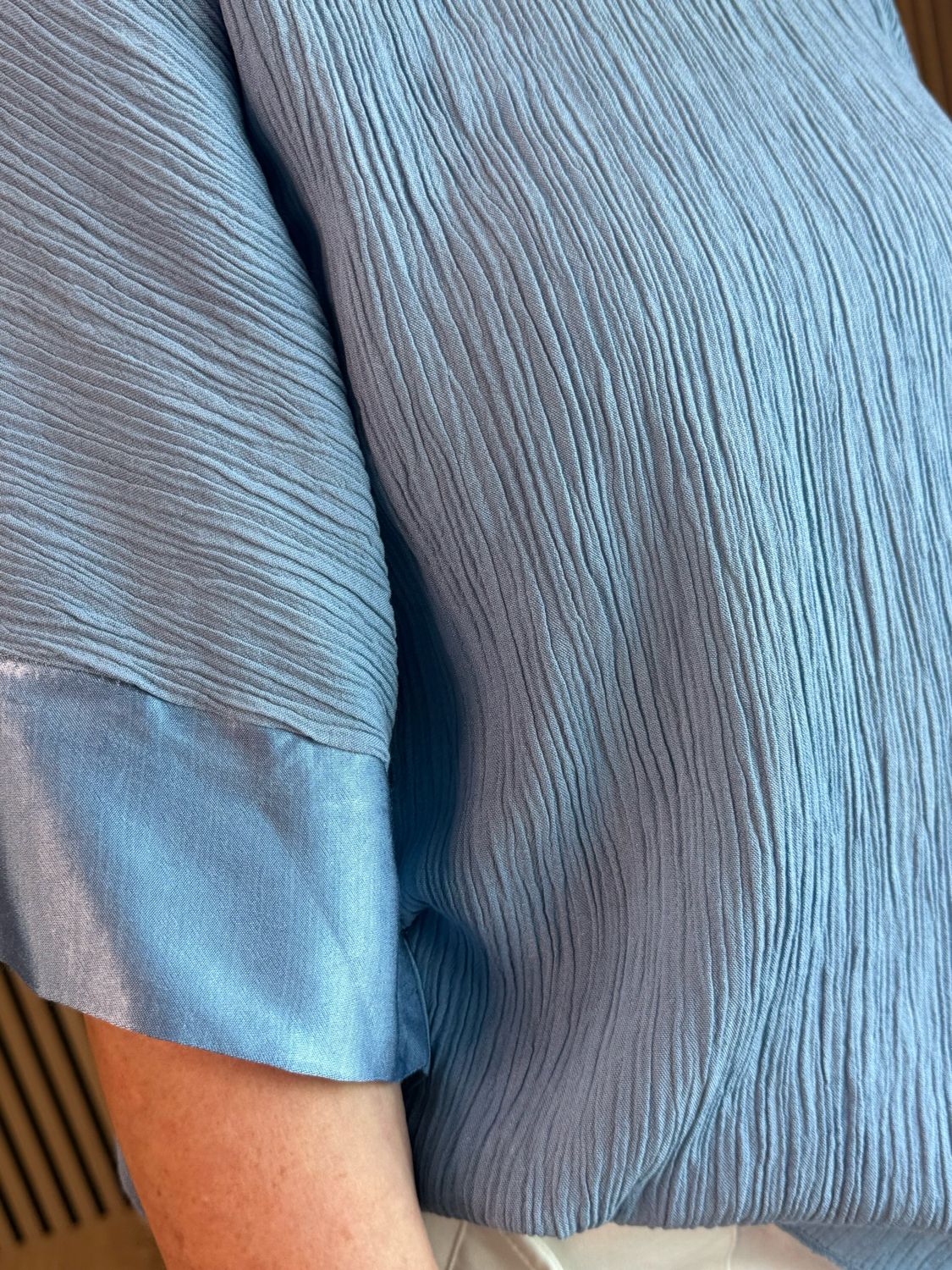 Crinkle Satin Sleeve top - Blue