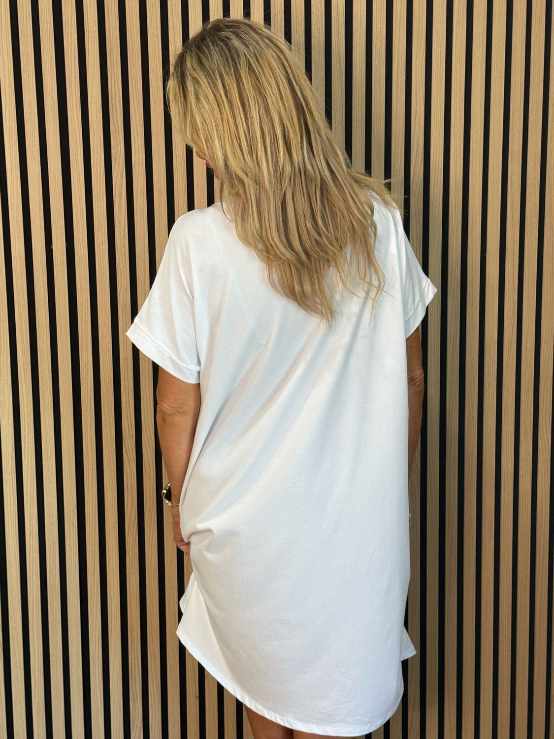 Abstract Pocket T Shirt Dress - White