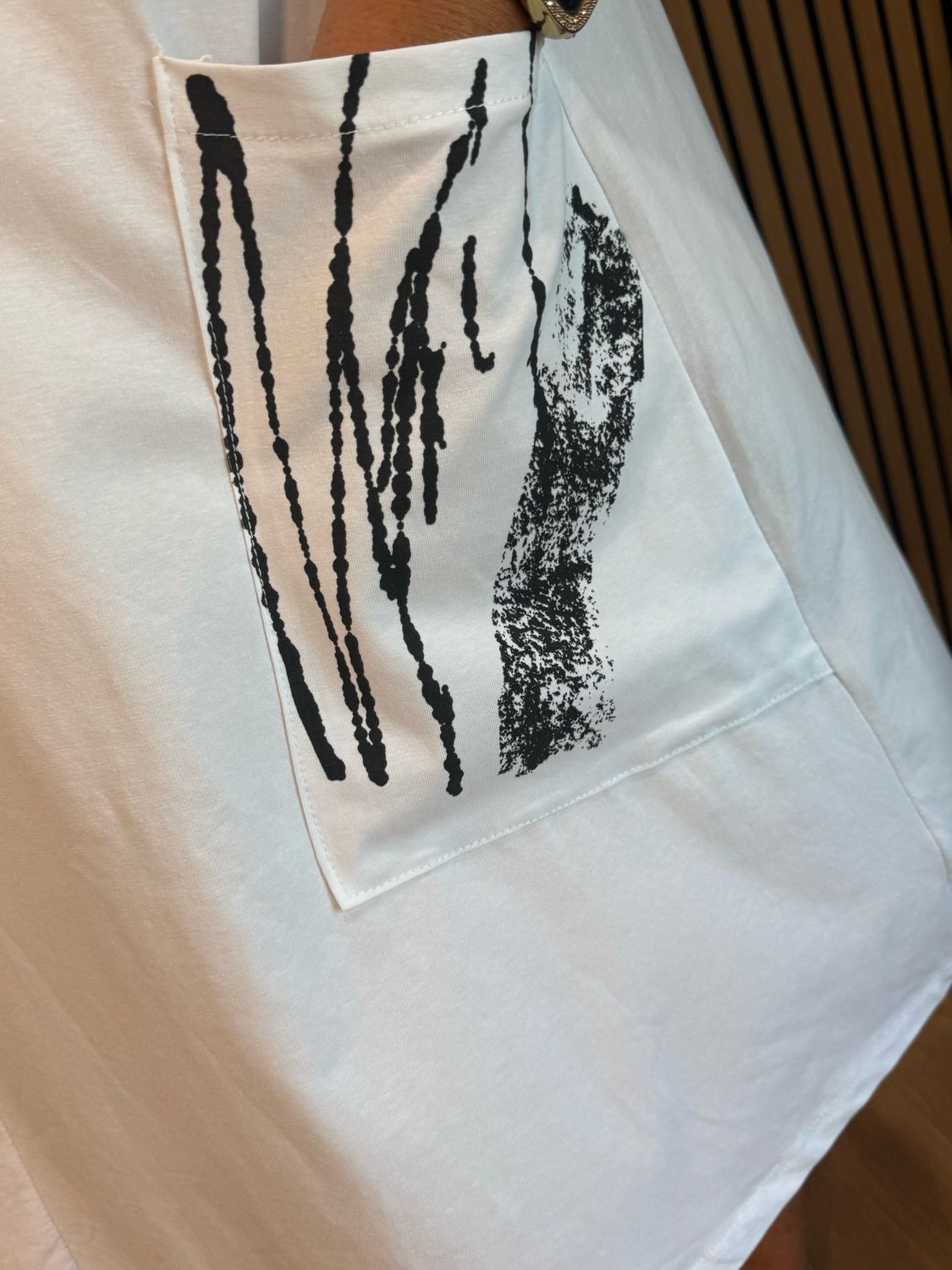 Abstract Pocket T Shirt Dress - White