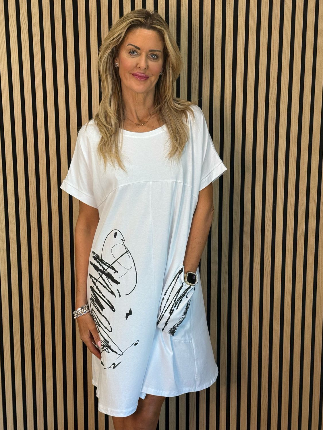 Abstract Pocket T Shirt Dress - White