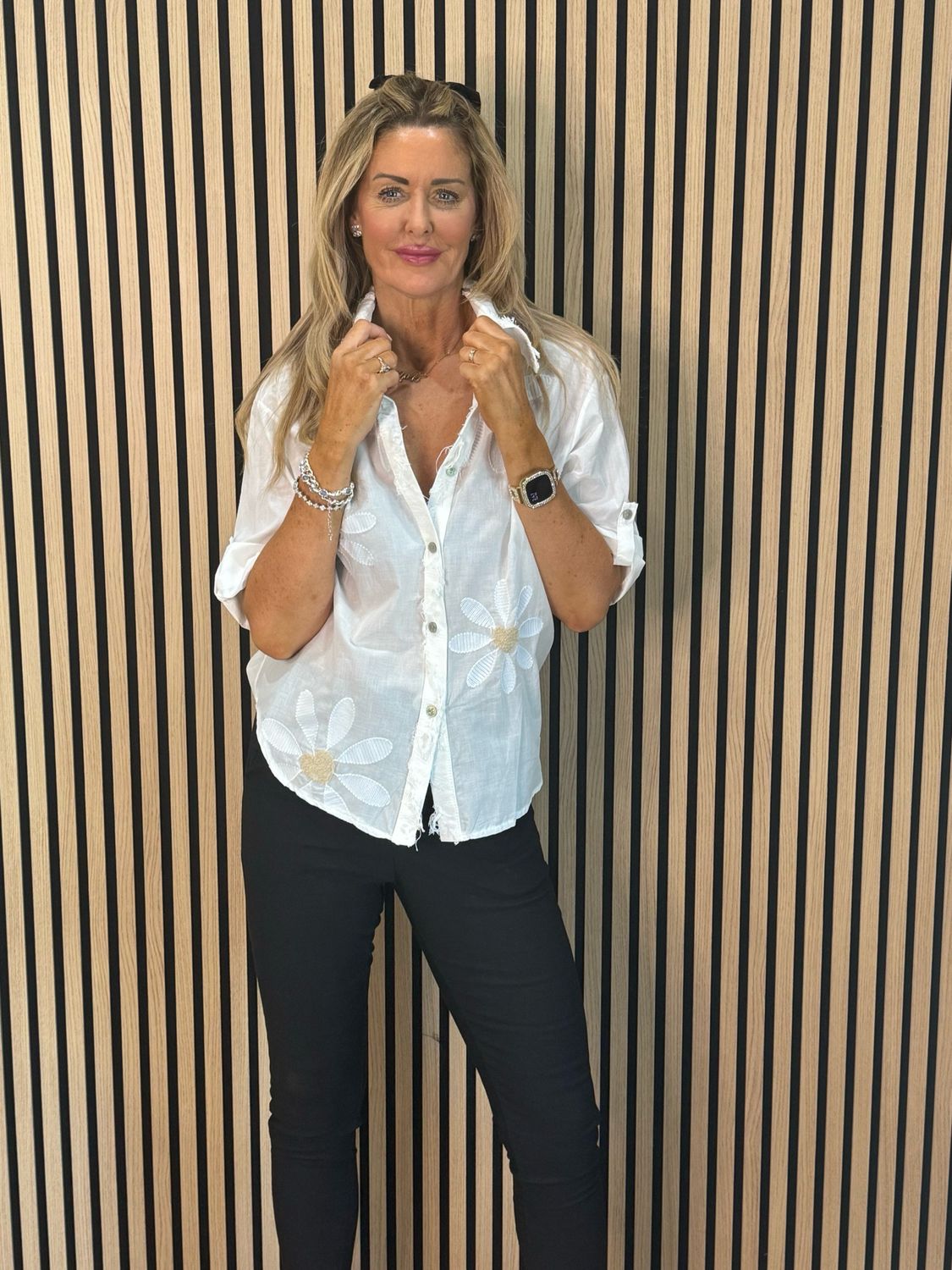 Daisy Embroidered Cotton Shirt - White