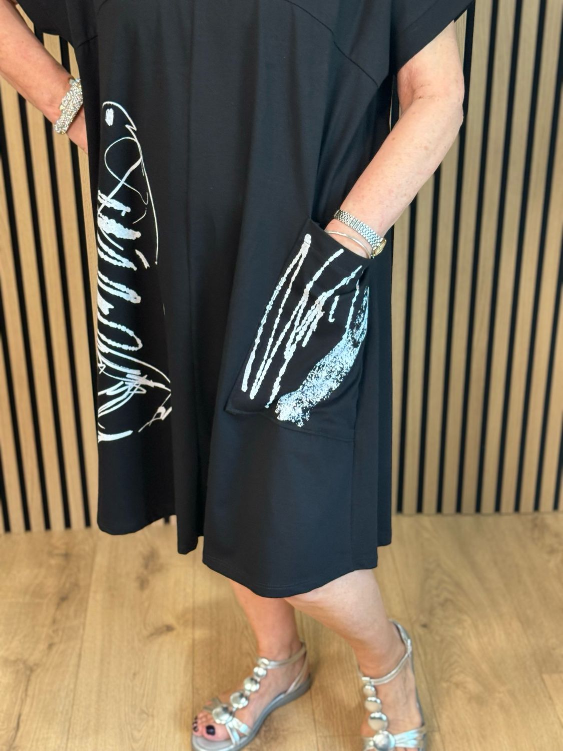 Abstract Pocket T Shirt Dress - Black