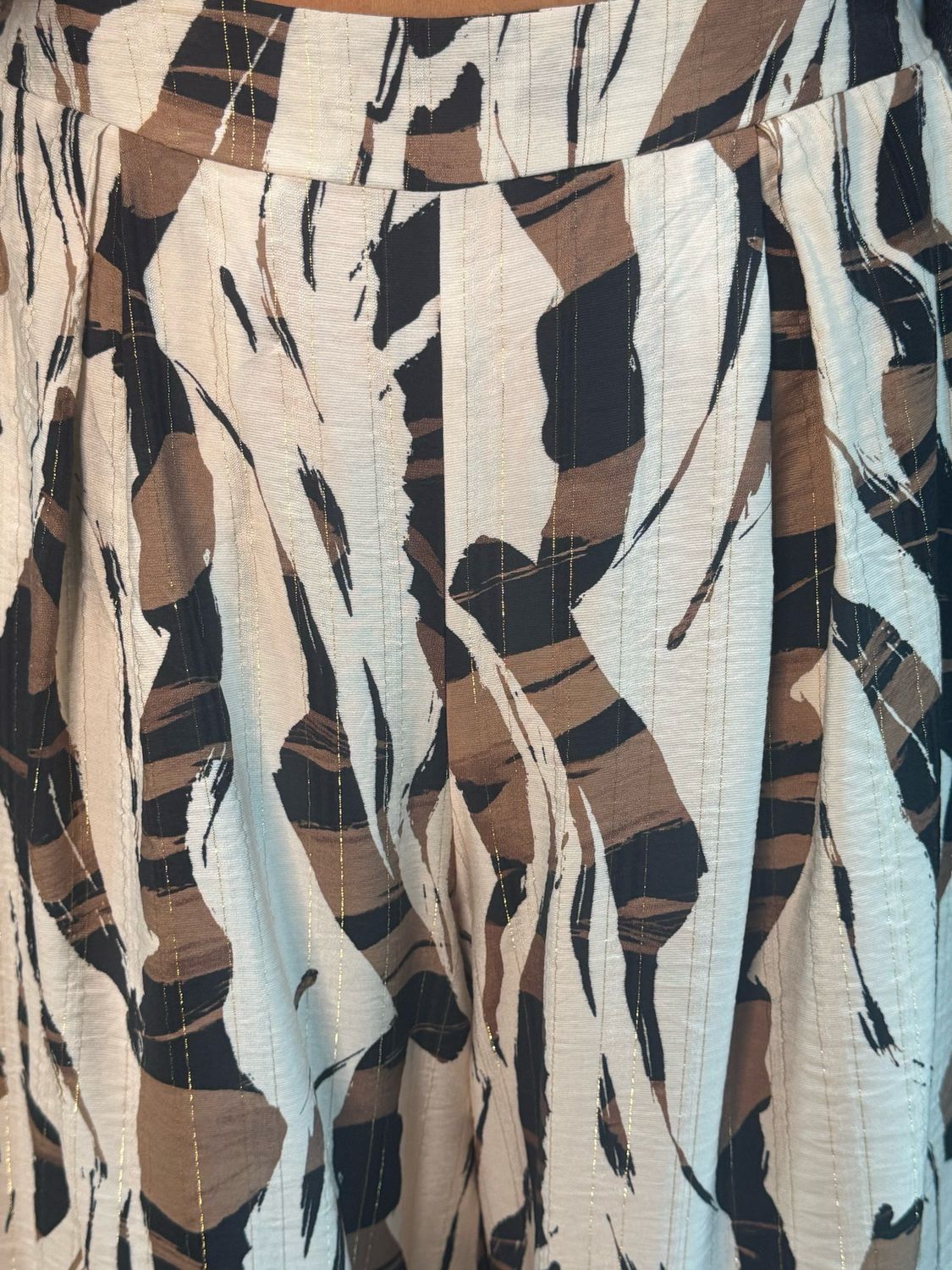 Abstract Print Relaxed Co-Ord Set - Cream/Brown