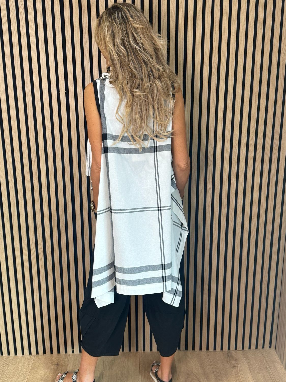 Check Pattern Drape Top - White/Grey