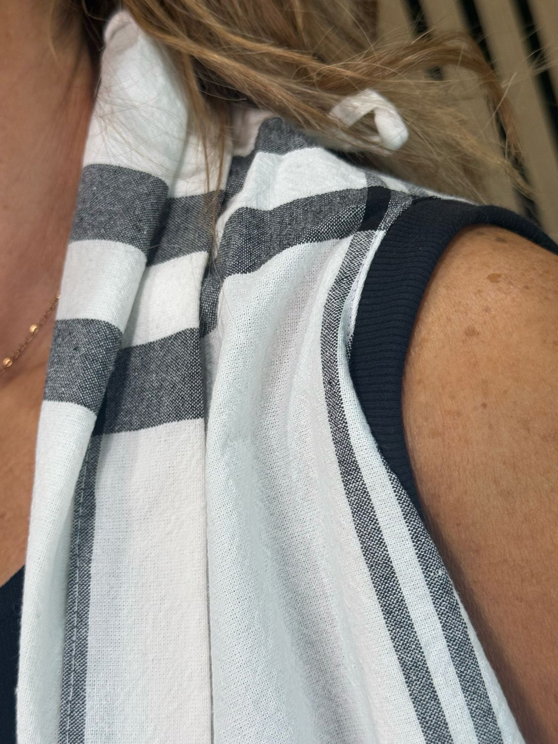 Check Pattern Drape Top - White/Grey