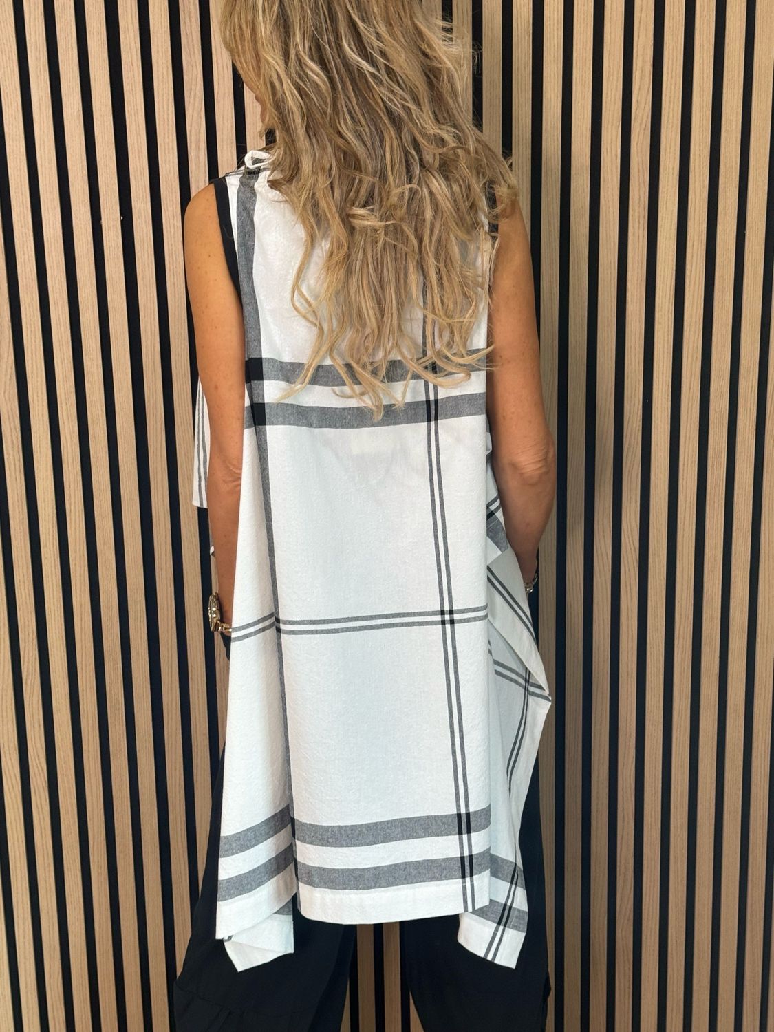 Check Pattern Drape Top - White/Grey