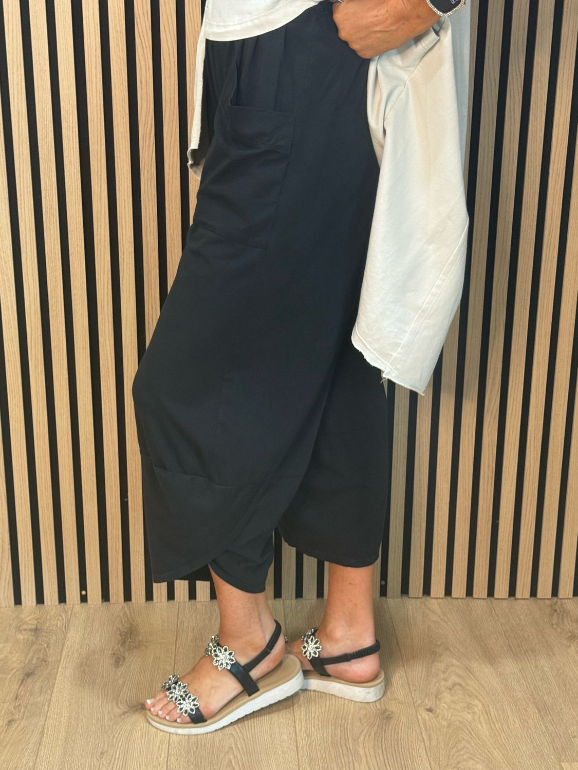 Cocoon Pocket Cotton Trousers - Black