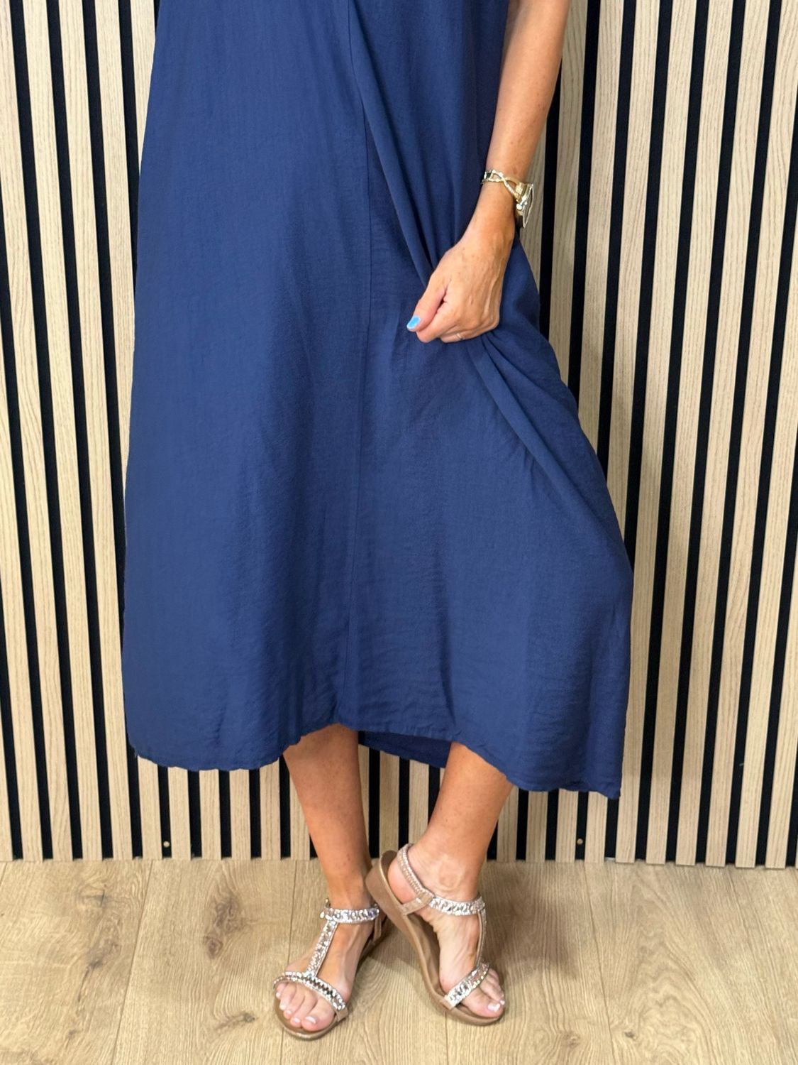 Easy Flow Midi Dress - Navy