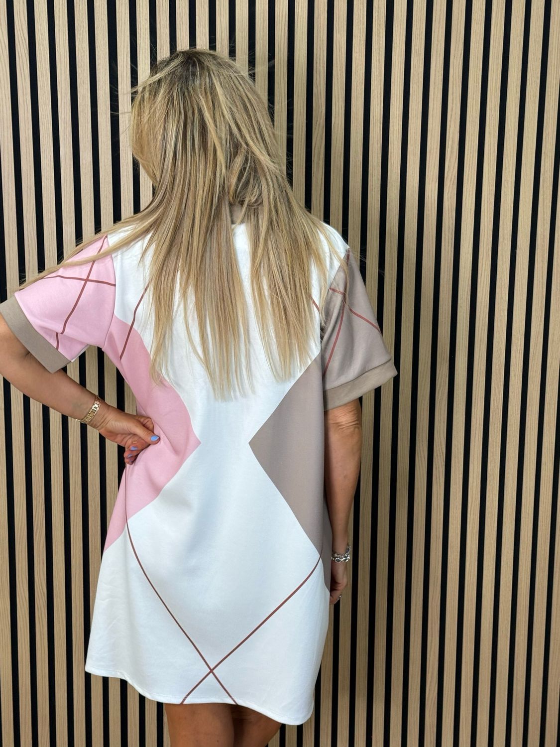 Abstract Print Shift Dress - White/Taupe/Pink