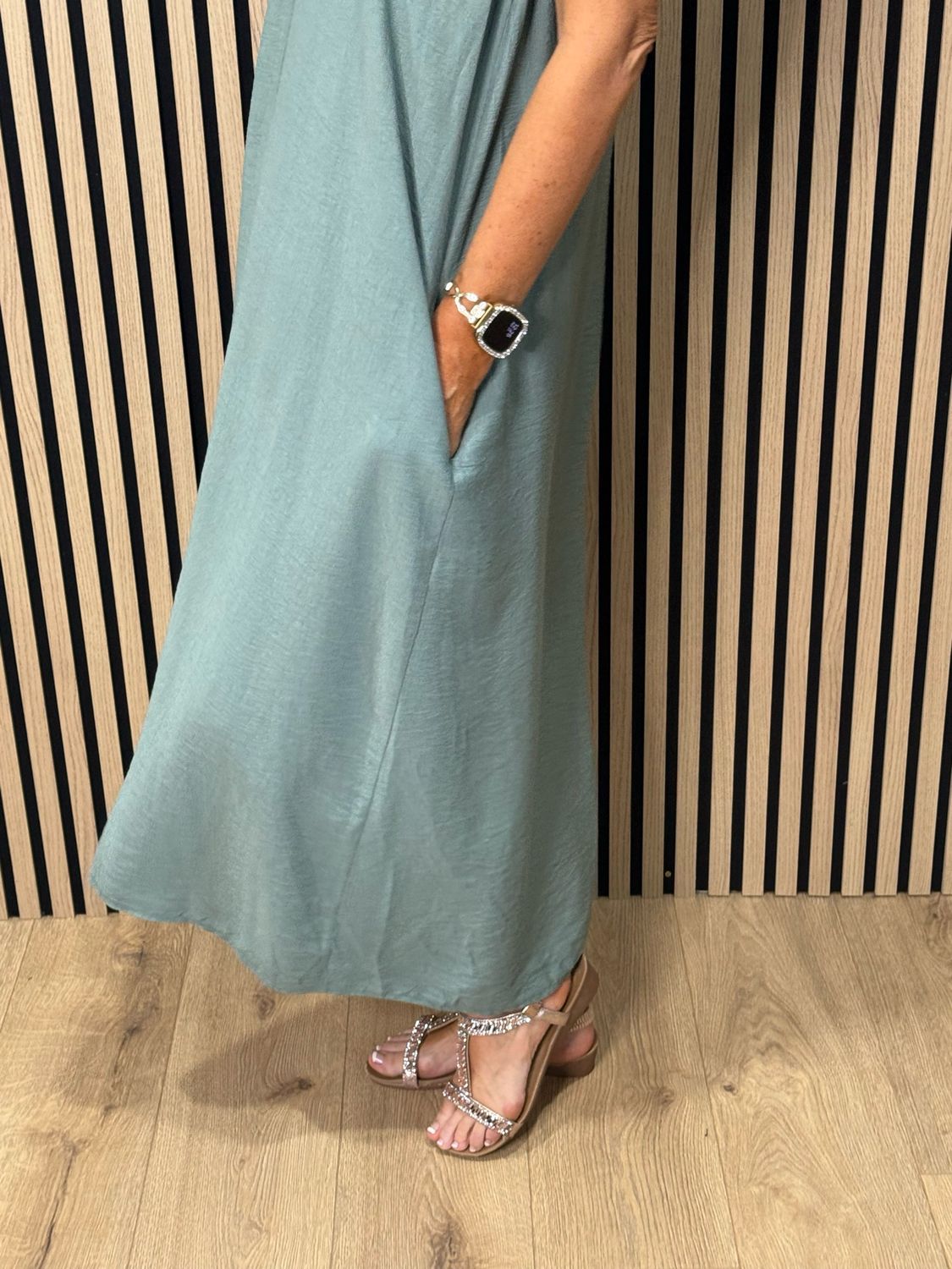 Easy Flow Midi Dress - Khaki