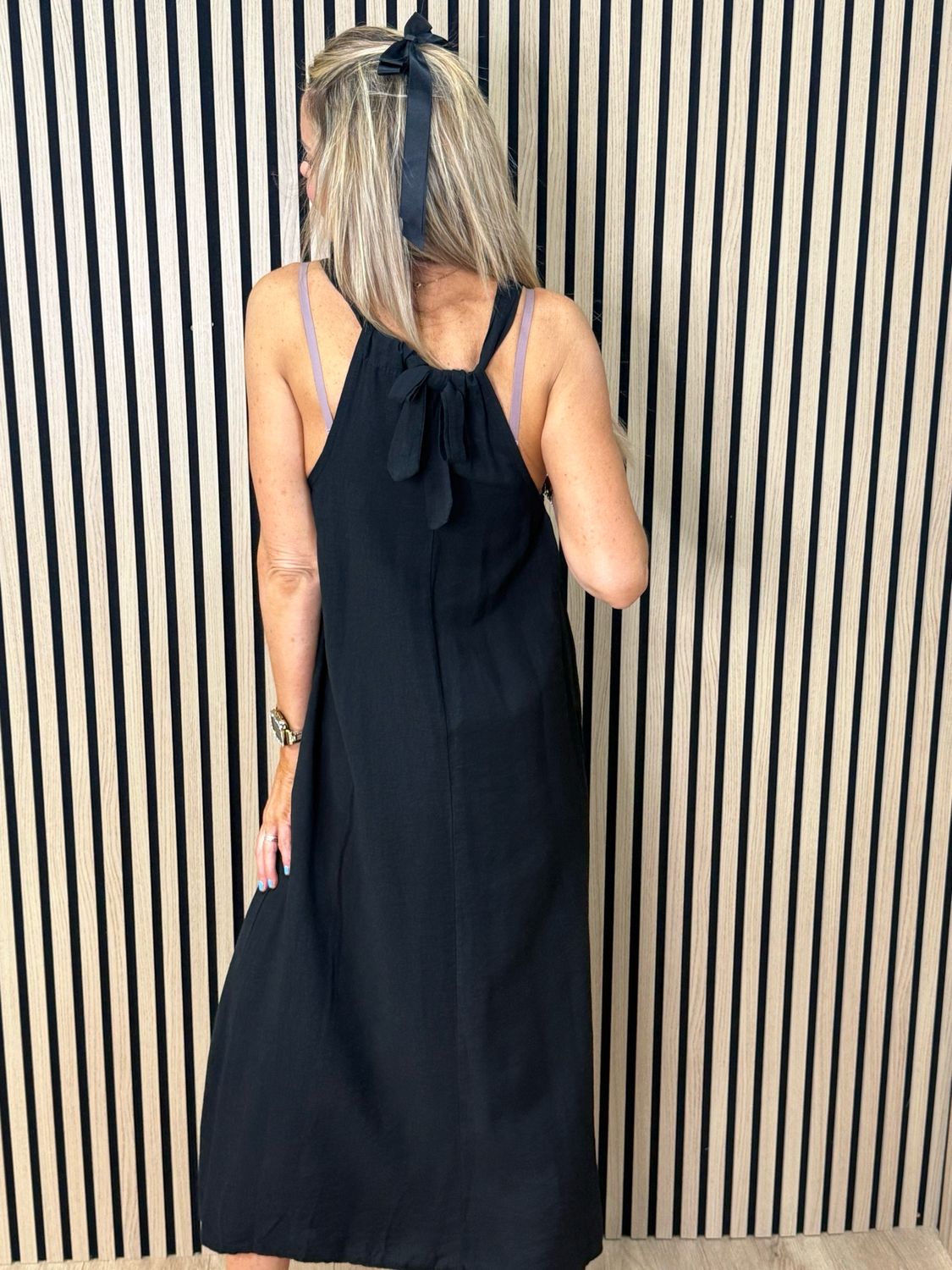 Easy Flow Midi Dress - Black