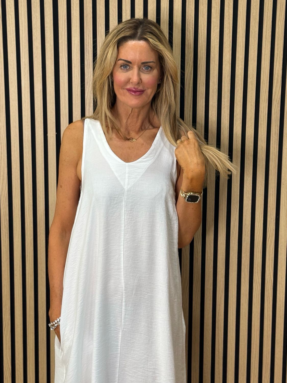 Easy Flow Midi Dress - White