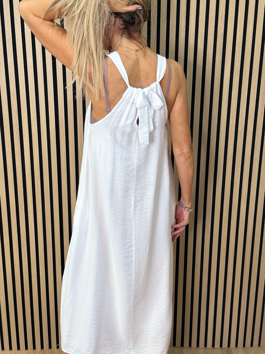 Easy Flow Midi Dress - White