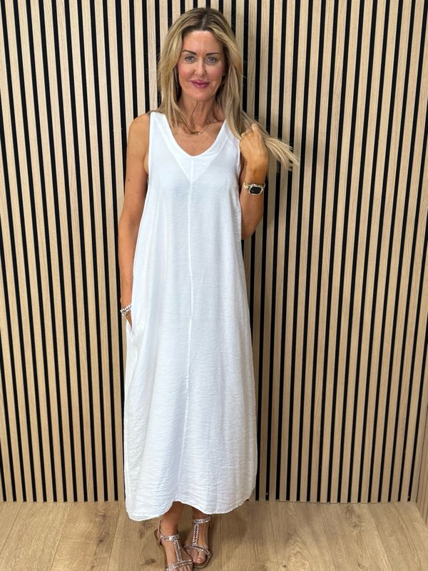 Easy Flow Midi Dress - White