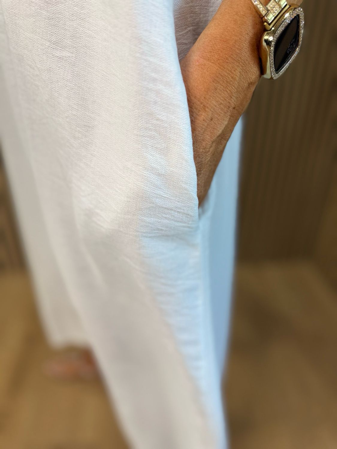 Easy Flow Midi Dress - White