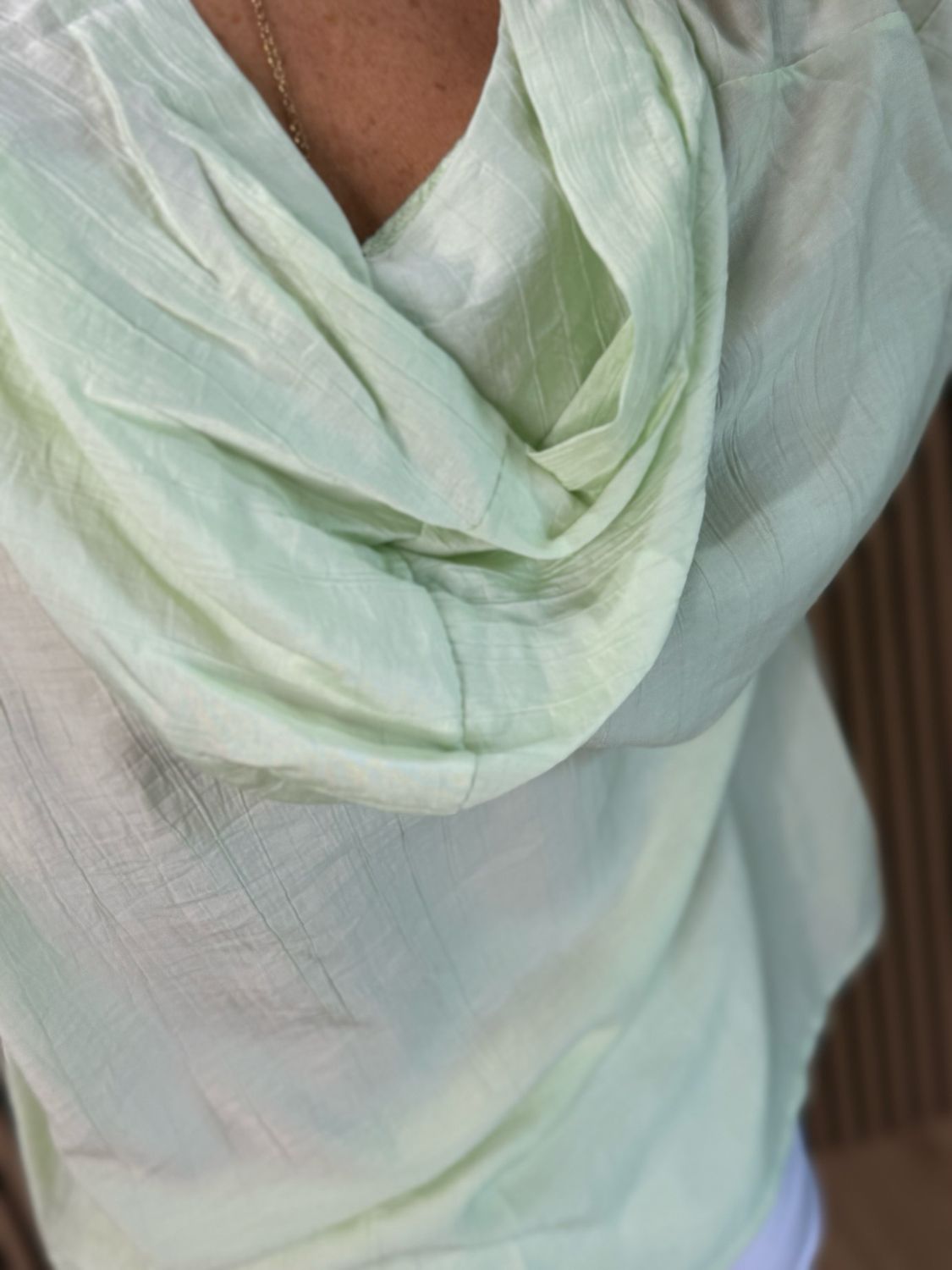 Hooded Lightweight Shirt - Mint