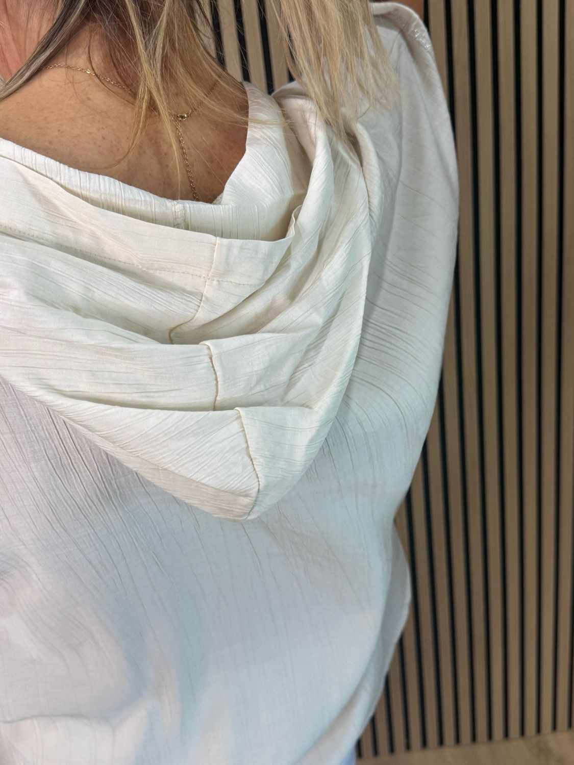 Hooded Lightweight Shirt - Cream