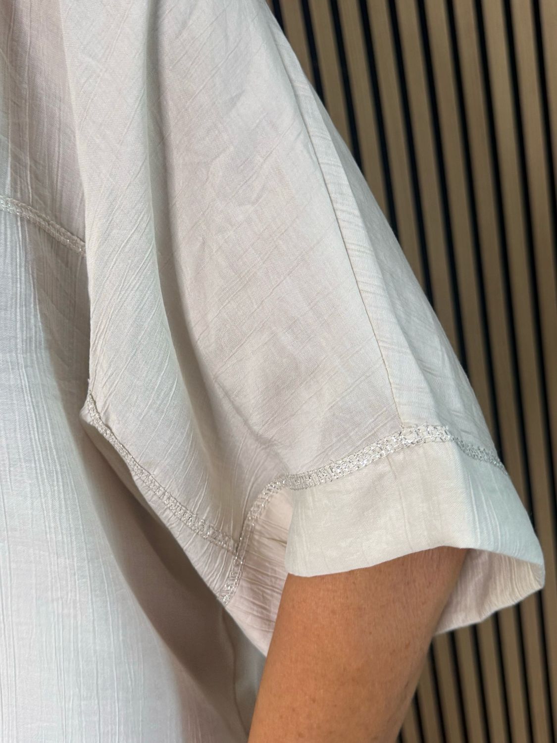 Hooded Lightweight Shirt - Cream