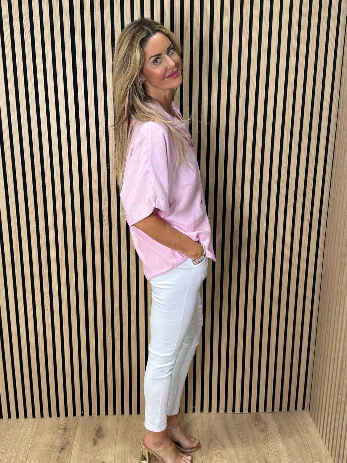 Hooded Lightweight Shirt - Pink