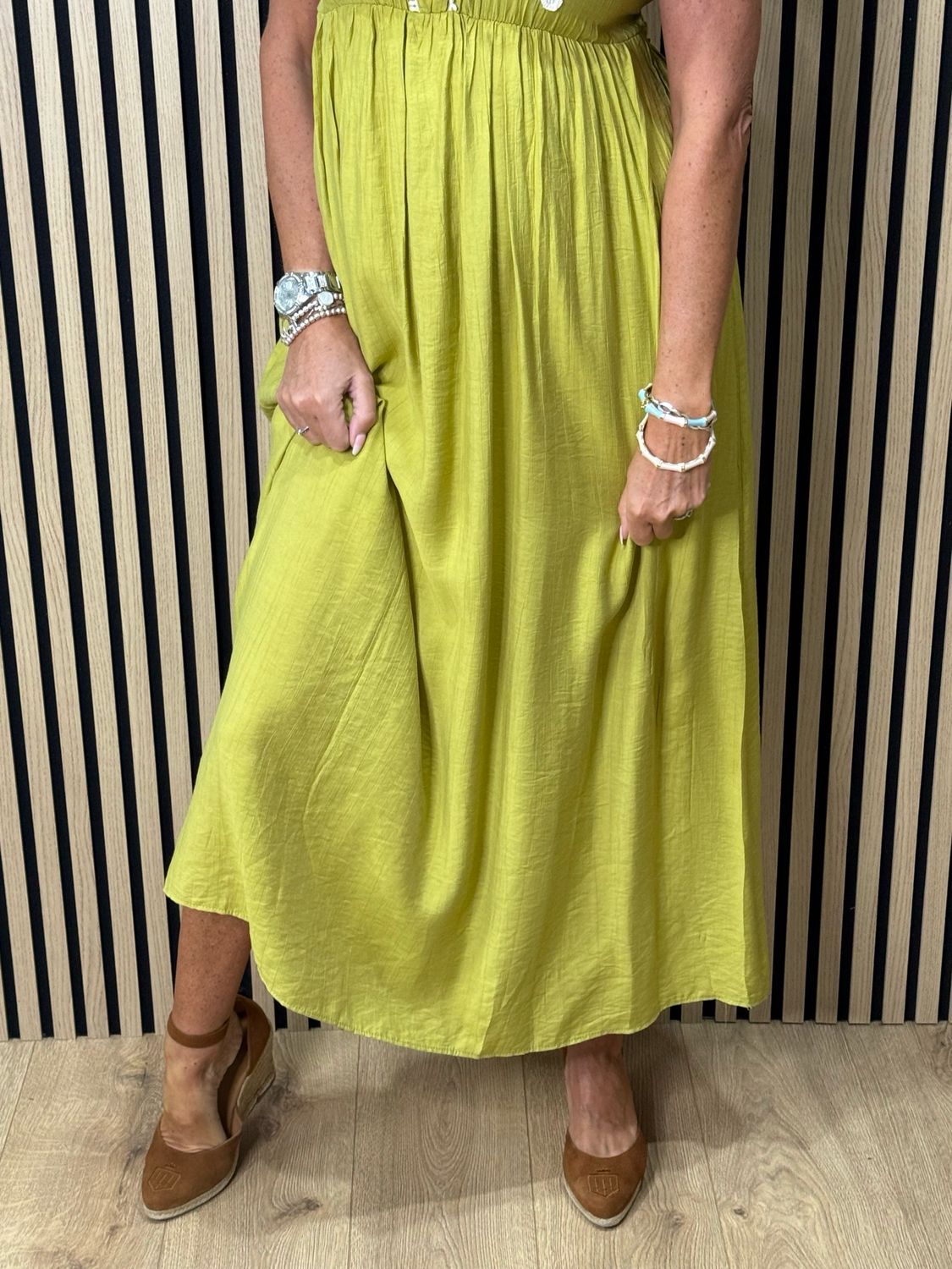 Embroidered Midi Dress - Lime