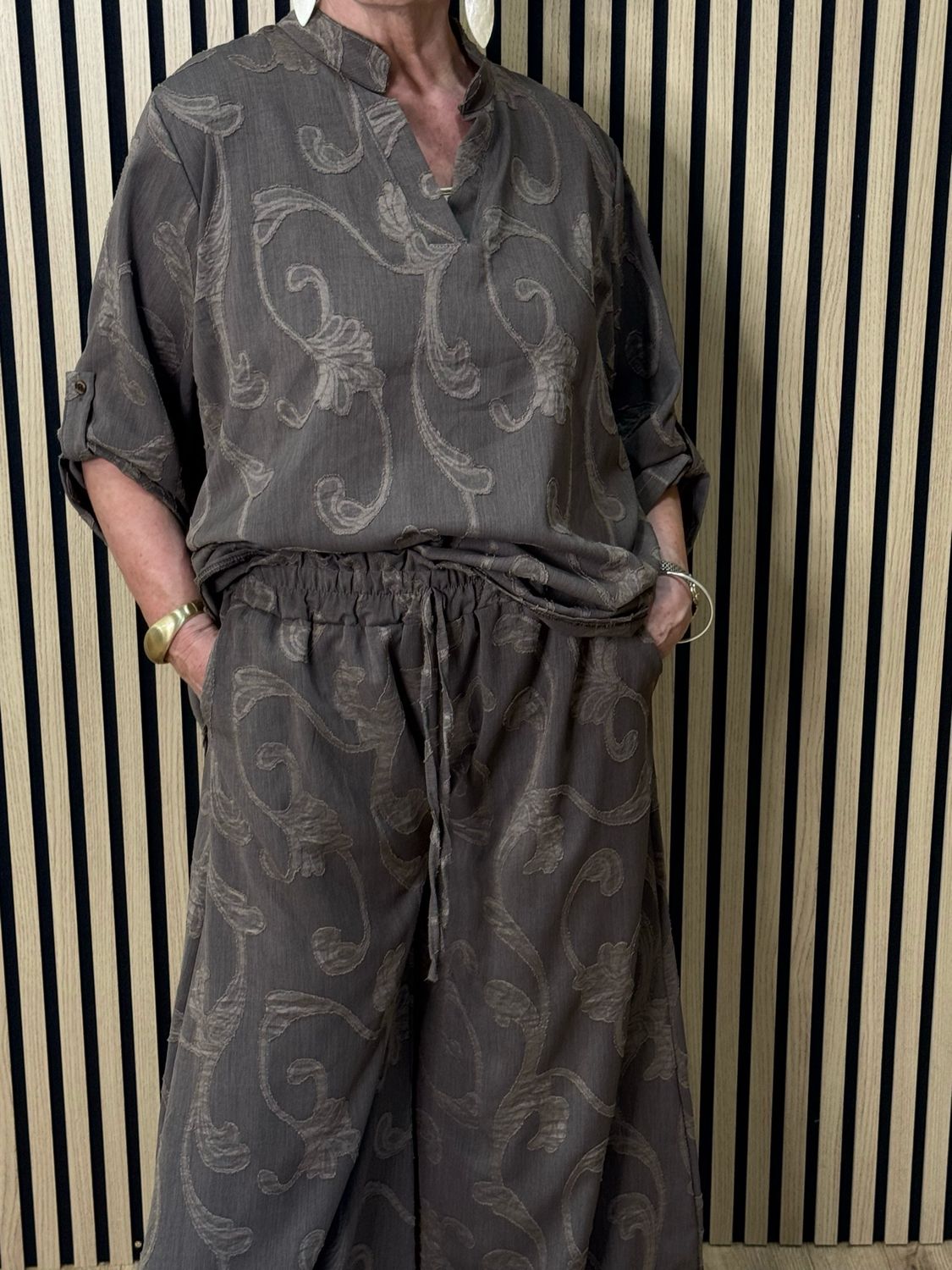 Textured Relaxed Co-Ord Set - Taupe