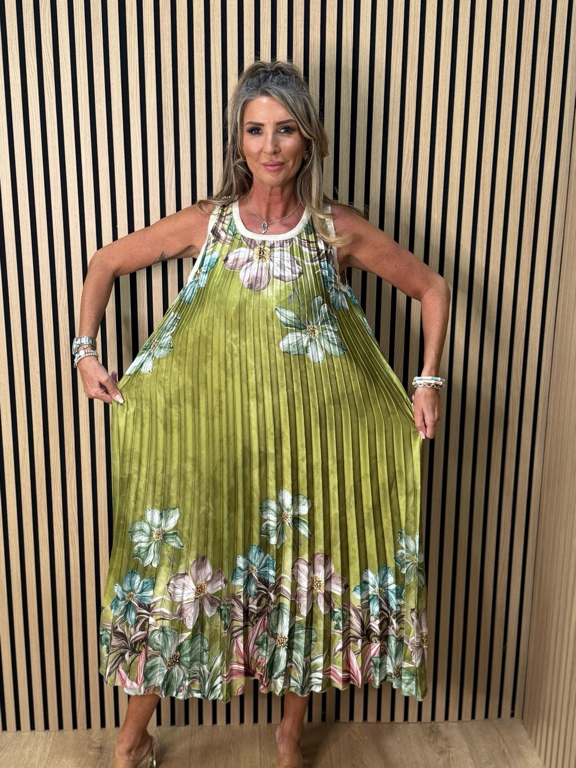 Bloom Pleated Midi Dress - Olive