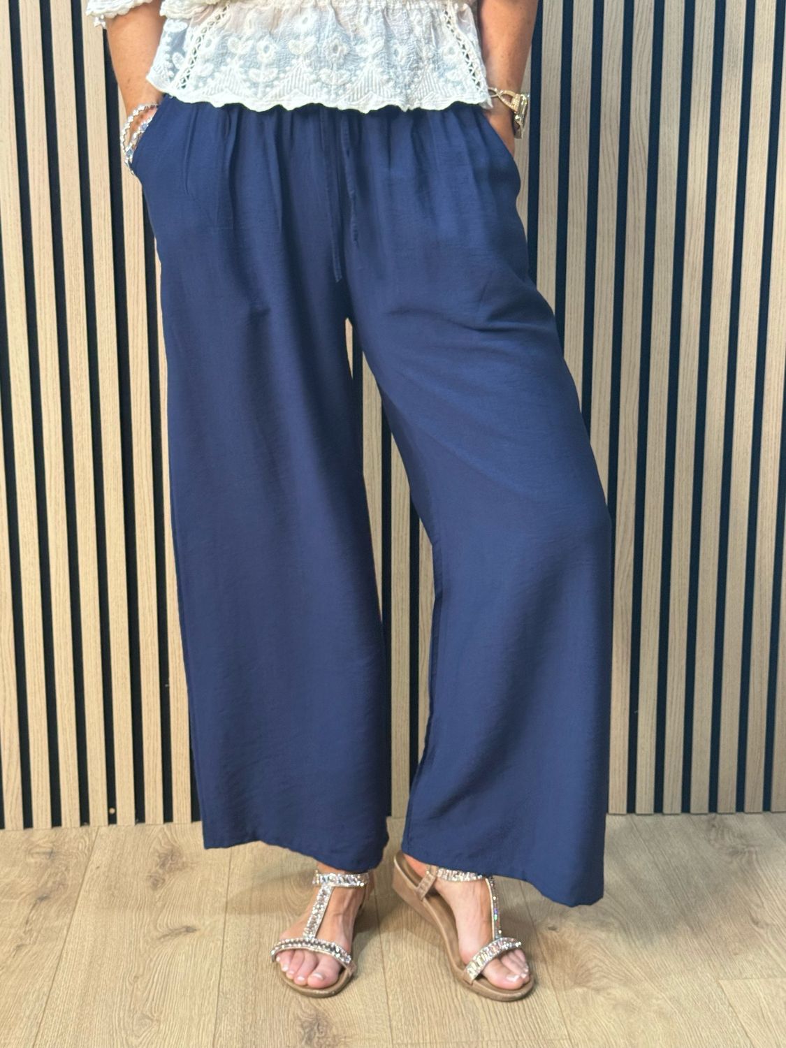 Relaxed Wide Leg Trousers - Navy