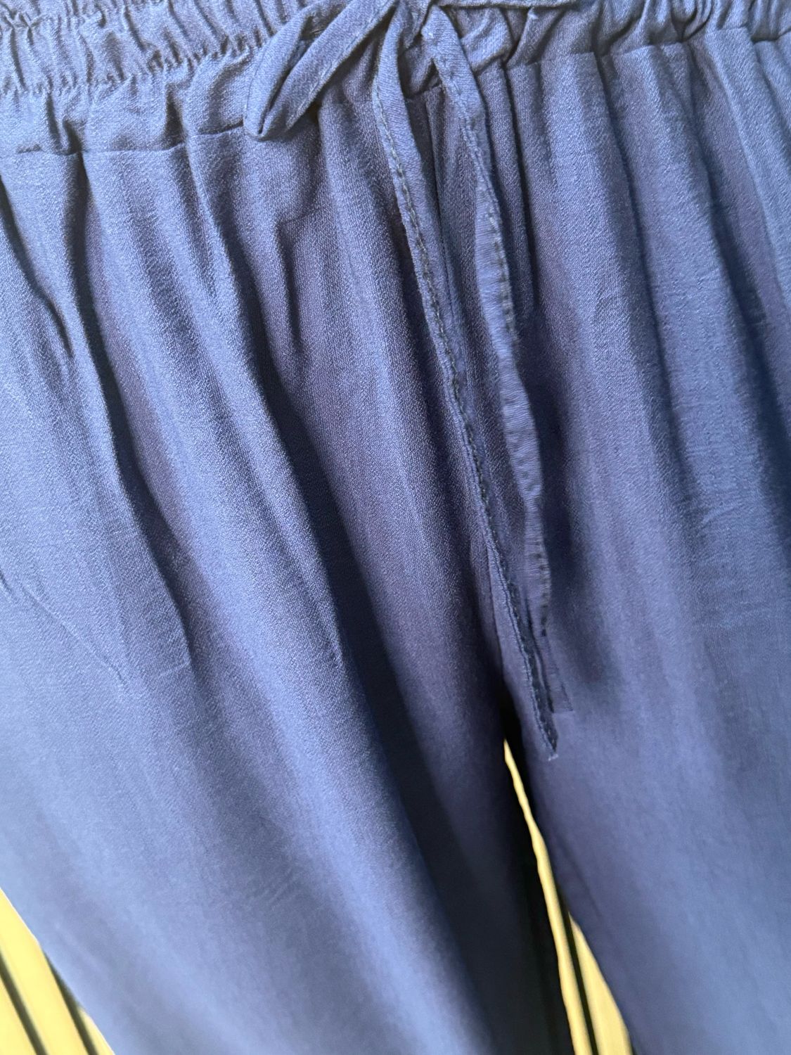 Relaxed Wide Leg Trousers - Navy